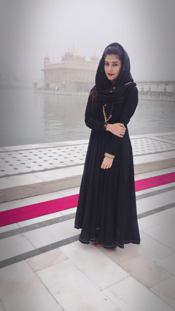Actress Nayanthara visits Golden Temple at Amristar. Nayanthara,Nayanthara visits Golden Temple,Nayanthara at Golden Temple,Golden Temple,actress Nayanthara,Nayanthara new pics,Nayanthara new images,Nayanthara new photos