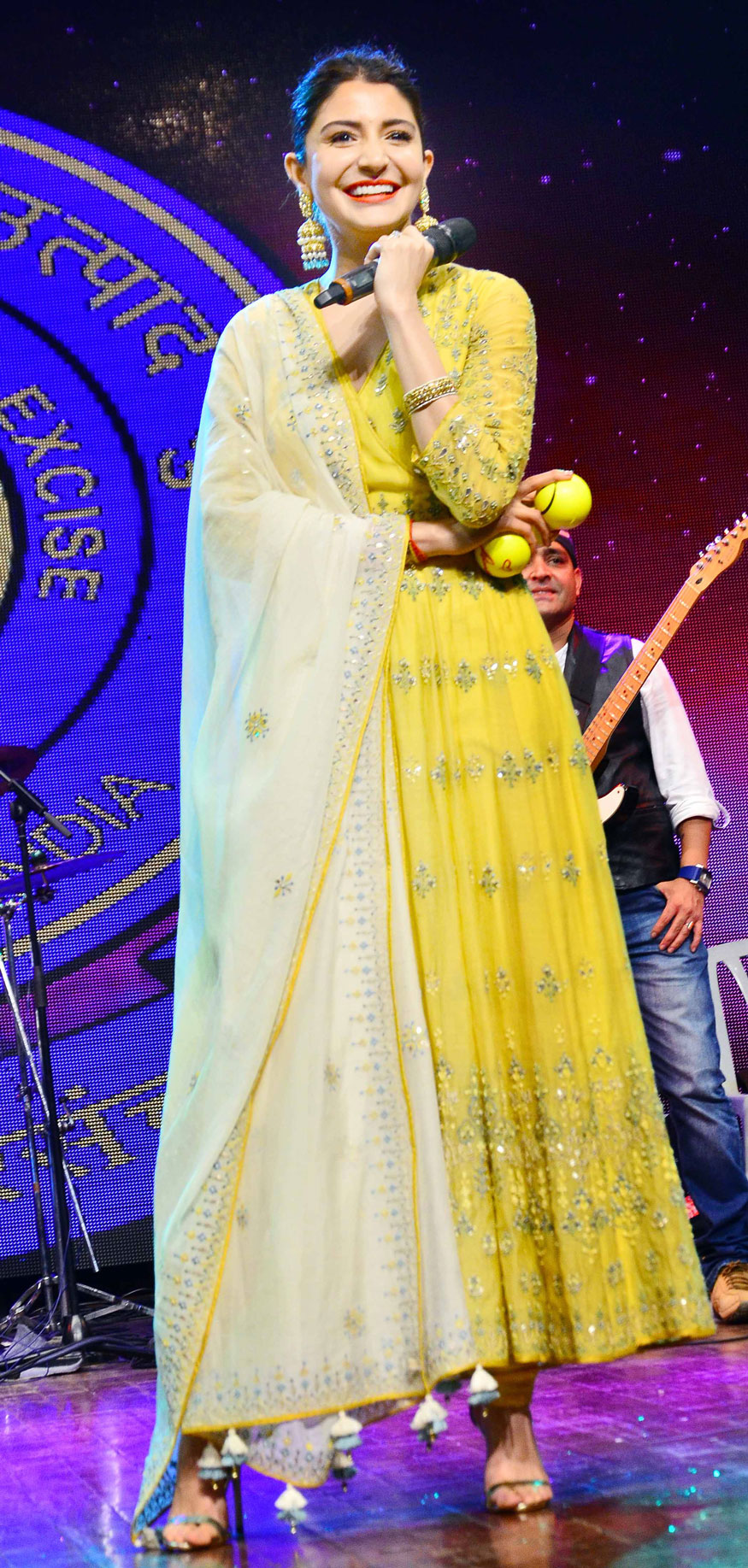 Anushka Sharma attends the International Customs Day event, held at Shanmukhananda hall in Sion, Mumbai. Shah Rukh Khan,Salman Khan,Ranveer Singh,Anushka Sharma,International customs day,International customs day 2018