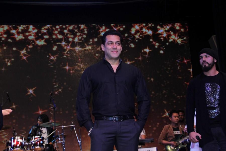 Bollywood actor Salman Khan attends the International Customs Day event, held at Shanmukhananda hall in Sion, Mumbai. Shah Rukh Khan,Salman Khan,Ranveer Singh,Anushka Sharma,International customs day,International customs day 2018