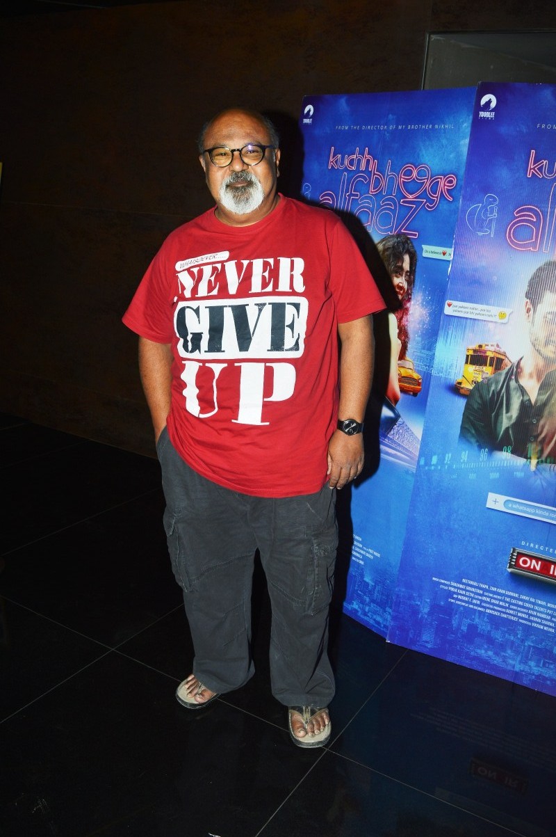 Saurabh Shukla gets clicked on his arrival at Kuchh Bheege Alfaaz special screening. Swara Bhaskar,Sanjay Suri,Samir Soni,Padmavati Fame Anupriya Goenka,producers Ramesh Taurani,Vikas Gupta,Kuchh Bheege Alfaaz,Kuchh Bheege Alfaaz special screening,Kuchh Bheege Alfaaz special screening pics,Kuchh Bheege Alfaaz special screening images,Kuch