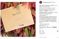 Amitabh Bachchan who recently watched Deepika's magnum opus Padmaavat is in all praises for her. Amitabh Bachchan wrote a handwritten letter to Deepika expressing how much he loved her performance in the movie. Deepika Padukone took to her social media thanking him and wrote, "there are awards...there are rewards...& then there is THIS!Thank You Baba...???????? @amitabhbachchan". Deepika shares a special bond with Amitabh Bachchan who played her father onscreen in their 2015 release Piku.