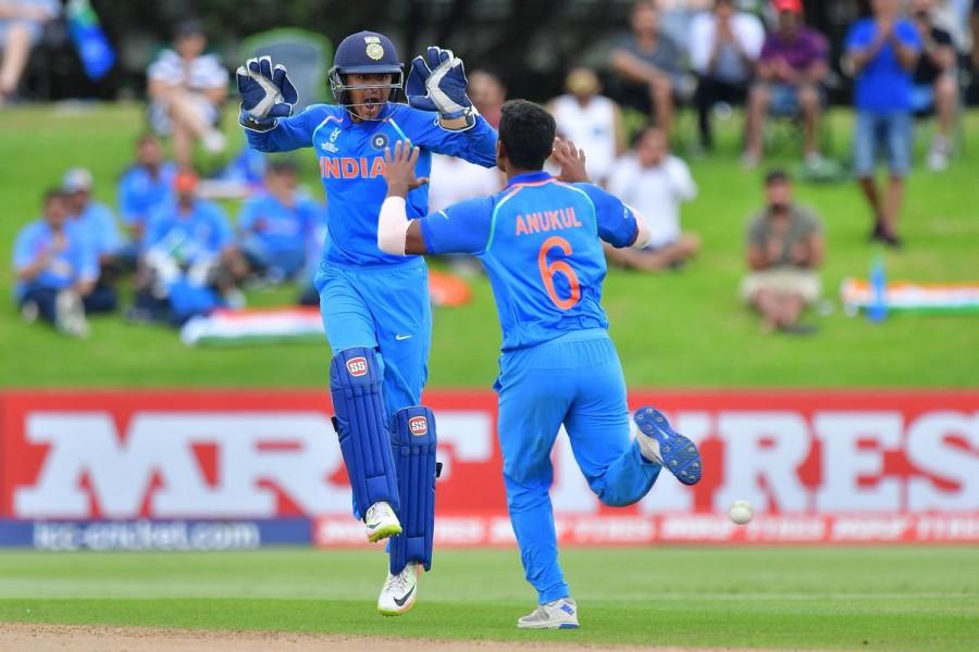 Porel's victims included openers Max Bryant (14) and Jack Edwards (28), before Kamlesh Nagarkoti joined the party by removing skipper Jason Sangha for an unlucky 13 off 24 balls. India restrict Australia,India vs Australia,ICC U-19 World Cup Final,U-19 World Cup Final,Ind vs Aus