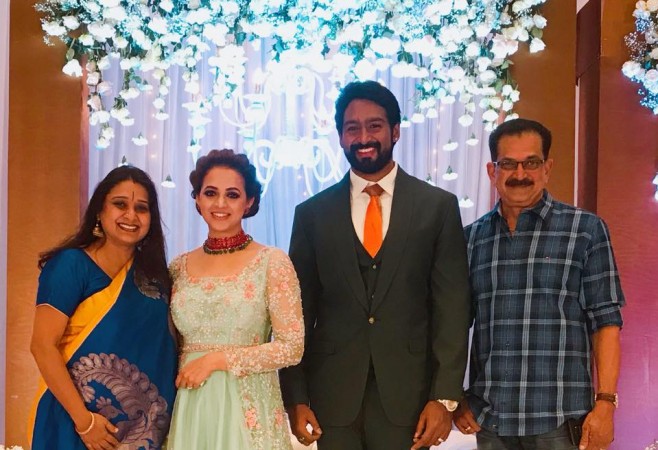 Malavika and Avinash at Bhavana's wedding reception in Bengaluru. Shivaraj Kumar,Priyamani,Parul Yadav,Bhavana-Naveen,Bhavana and Naveen,Bhavana and Naveen wedding reception,Bhavana and Naveen wedding reception pics,Bhavana and Naveen wedding reception images,Bhavana and Naveen wedding reception stills,Bhavana and Navee