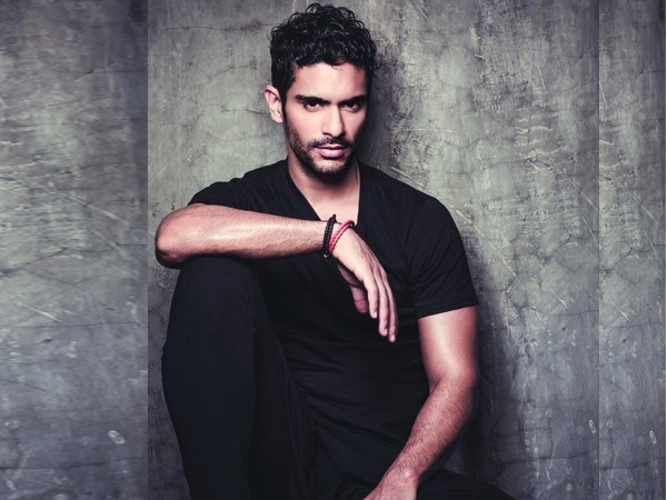 Professional Cricketer: Angad was not only an athlete during his teenage years but he even played professionally and participated in the prestigious Ranji Trophy tournament at the age of 16. Angad Bedi,Angad Bedi birthday,Angad Bedi birthday specail