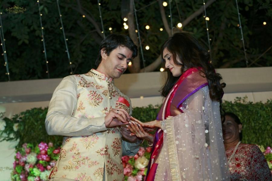 2018 has arrived & how. Just yesterday the social media went in a frenzy as they learnt about Gautam Rode & Pankhuri Awasthy's private destination wedding. Gautam Rode and Pankhuri Awasthy,Gautam Rode,Pankhuri Awasthy,Gautam Rode and Pankhuri Awasthy sangeet ceremony,Gautam Rode sangeet ceremony,Pankhuri Awasthy sangeet ceremony,Gautam Rode sangeet ceremony pics,Gautam Rode sangeet ceremony images,Pankhuri A