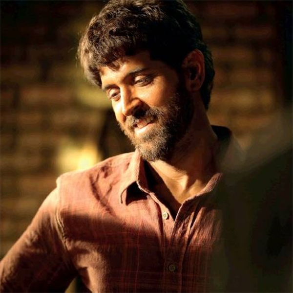 Hrithik has kickstarted the shoot in Bihar post which he will be heading to Bhopal and Patna. The actor is leaving no stone unturned to step into the shoe of his character as testimony to which is seen in the first look. Anand Kumar,Hrithik Roshan,actor Hrithik Roshan,Super 30,Super 30 first look,Super 30 first look poster,Super 30 poster