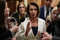 US politician Nancy Pelosi spoke for a little more than eight hours in the House of Representatives to oppose the budget deal to lift spending caps and avert a government shutdown because the plan does not address immigration issues. The House Historian's office told CNN that Pelosi's speech on Wednesday was the longest on record on the House floor.