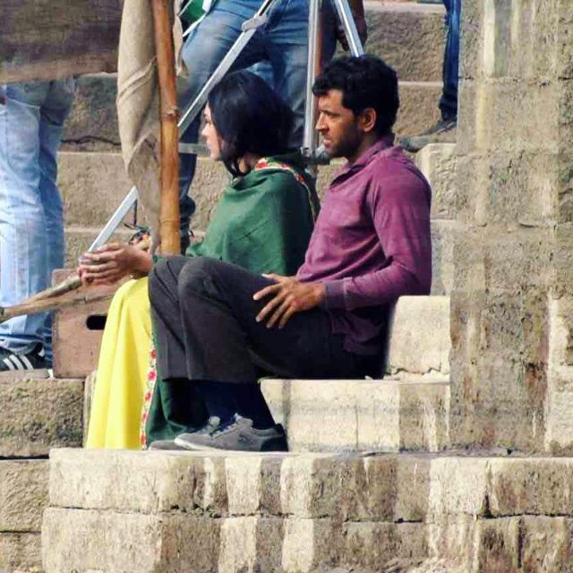Hrithik has started shooting the film, a biopic on Anand Kumar who is a mathematics wizard and teaches 30 meritorious and talented candidates each year from economically backward sections for the entrance examination for the Indian Institute of Technology. Hrithik Roshan,Mrunal Thakur,Super 30,Super 30 shoot in Varanasi,Super 30 in Varanasi,kumkum bhagya actress Mrunal thakur,mrunal thakur hrithik roshan super 30
