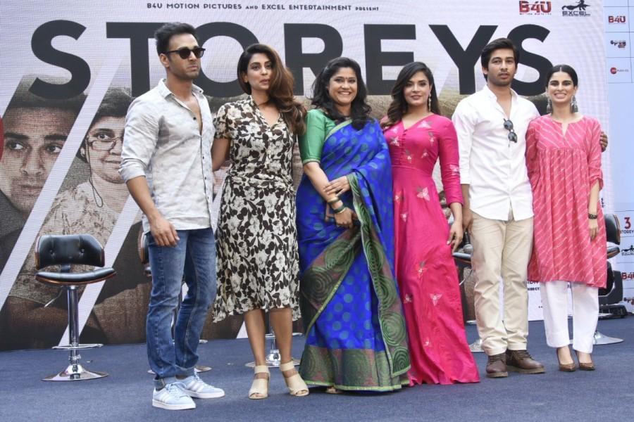 Present at the event were Ritesh Sidhwani, Priya Shreedharan, director Arjun Mukerjee, Pulkit Samrat, Richa Chadha, Renuka Shahane, Masumeh, debutants Ankit Rathi and Aisha Ahmed. Pulkit Samrat,Richa Chadha,Ritesh Sidhwani,Priya Shreedharan,3 Storeys trailer,3 Storeys trailer launch,3 Storeys trailer launch pics,3 Storeys trailer launch images,3 Storeys trailer launch stills,3 Storeys trailer launch pictures,3 Storeys trailer launc