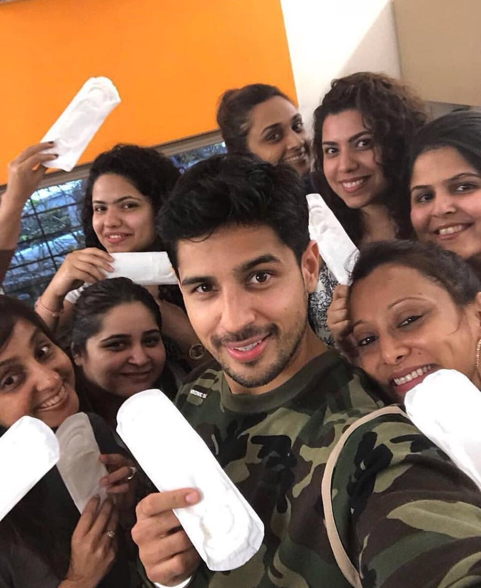 Sidharth Malhotra shares his photo with a sanitary pad on Social media. Jackie Shroff,Sidharth Malhotra,Riteish Deshmukh,Rakul Preet,Parineeti Chopra,PadMan challenge,PadMan challenge pics,PadMan challenge images,PadMan challenge stills,PadMan challenge pictures,PadMan challenge photos