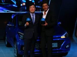 Shah Rukh Khan,actor Shah Rukh Khan,Swachh Can,Supporting Swachh Bharat Abhiyan,Hyundai cars,Auto Expo 2018,Auto Expo,Shah Rukh Khan at Auto Expo,SRK at Auto Expo