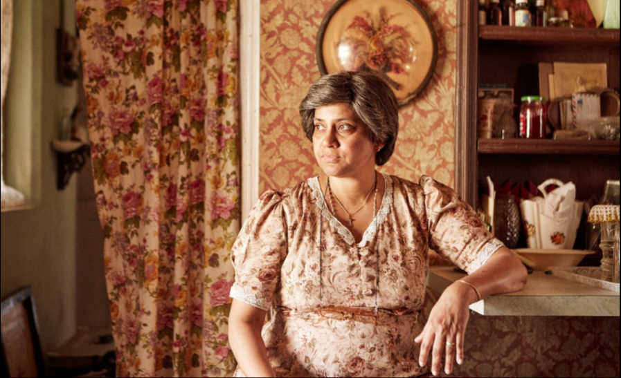 The powerpack performer who is seen playing an aged Goan has taken nuances of the character from a real-life woman. Her body language, dialect and the look of her character is inspired. When asked the actress about it, she said, "I got help from a lady Anna Pereira, who's clip Arjun had sent me to do homework on. And she was amazing, I mean whatever I've been in the film is very much Anna Pereira from Juhu. And my hairstylist was also Goan so I had 2 3 people to base my character on." Renuka Shahane,3 Storeys,Renuka Shahane character