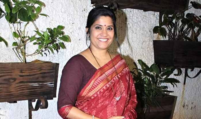 Renuka was initially stunned when she was narrated about her character, as she has never done a role similar or closer to this. Narrated by Richa Chadha, the # Storeys' trailer showcases different narratives, each one untangled between their pasts holding secrets in the present. Renuka Shahane,3 Storeys,Renuka Shahane character