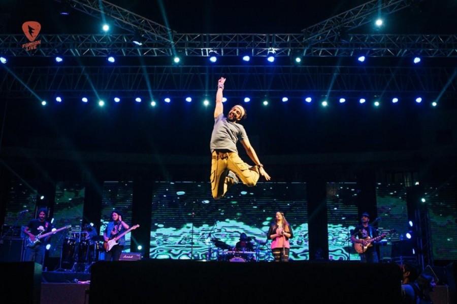 He did the live concert in those cities also were usually people don't think of doing a concert. The actor is known to perform across the globe for his initiative MARD. Farhan Akhtar's Live started in the first week of January and will be continued until the second week of March. Farhan Akhtar,Farhan Akhtar India tour