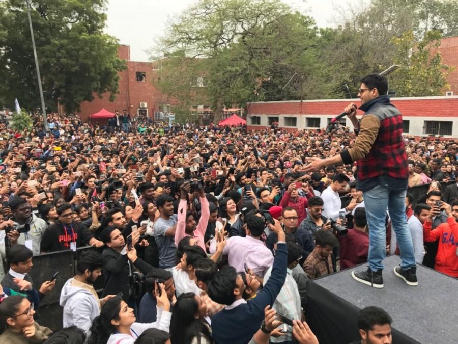 The trailer of 'Aiyaary' has got everyone hooked and is adding to the excitement of the film. Sidharth Malhotra,Manoj Bajpayee,Rakulpreet Singh,Neeraj Pandey,SRCC college