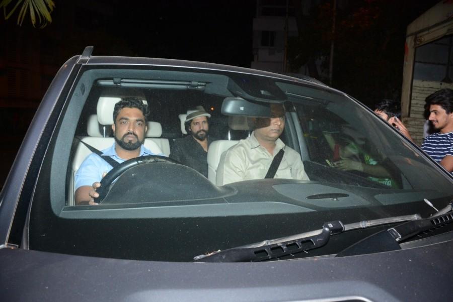Farhan Akhtar gets clicked on his arrival at Karan Johar's Valentine's day party in Mumbai. Karan Johar,Valentine's Day,Karan Johar Singles party,karan johar valentine's day party,ekta kapoor,Sonakshi Sinha,athiya shetty,Sussanne Khan,Love disappoints,Karan Johar's quirky Valentine's Day party,manish malhotra,karan johar part