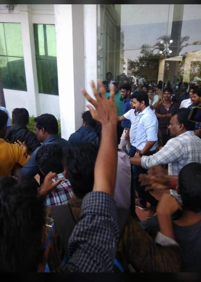Actor Thalapathy Vijay latest pics from Thalapathy 62 sets. Ilayathalapathy Vijay,Thalapathy 62 spot,Thalapathy 62,Vijay 62,Thalapathy 62 shotting spot