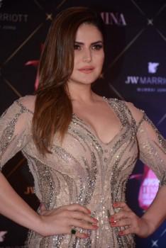 Zareen Khan poses for photographers on her arrival at the Nykaa Femina Beauty Awards 2018