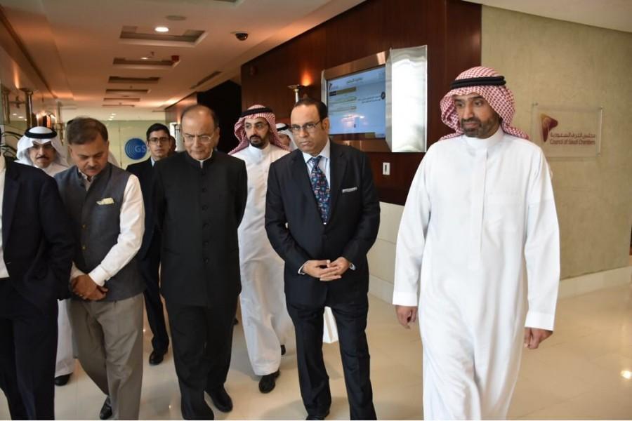 Both discussed bilateral relations and the ways to strengthen them in various fields, according to a report by the kingdom's official news agency SPA. Also present at the meeting were Saudi Interior Minister Prince Abdulaziz bin Saud bin Naif, Minister of State Mased bin Mohammed Al Aiban, Trade Minister Majid Al Qasabi, Finance Minister Mohammed bin Abdullah Al-Jadaan, Minister of State for Foreign Affairs Nizar bin Obaid Madani, Saudi Ambassador to India Saud Al-Sati and the Indian Ambassador to Saudi Arabia Ahmad Javed. Arun Jaitley,Finance Minister Arun Jaitley,Abdulaziz Al-Saud,Saudi King Salman
