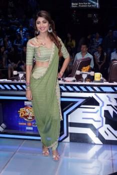 Actress Shilpa Shetty Kundra on sets of dance reality show 