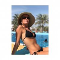 Amanda Holden,amanda holden topless,Amanda Holden abs,Amanda Holden washboard stomach,Amanda Holden pics,Amanda Holden images,Amanda Holden poster,Amanda Holden wallpaper