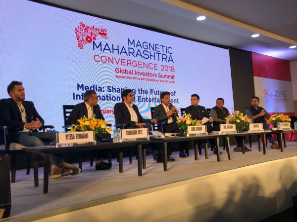 The Summit discussed the role of Media in shaping the future of information and entertainment and included participants like Journalist Arnab Goswami and CEO of Viacom Sudhanshu Vats amongst others. Shah Rukh Khan,Ritesh Sidhwani,actor Shah Rukh Khan,Shah Rukh Khan pics,Shah Rukh Khan wallpaper,Magnetic Maharashtra Convergence Summit