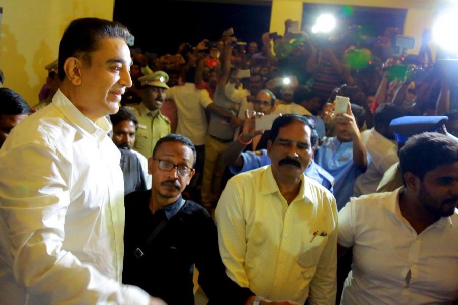 Earlier in the day, actor Seeman, who strongly opposes Rajinikanth on the basis of his non-Tamil origin, met Kamal at his home in Chennai. He told reporters that Kamal had expressed a wish to meet him but he felt that he should come to his residence because he was elder to him. Kamal Haasan,kamal haasan politics,kamal haasan in politics,Dr Abdul Kalam,Abdul Kalam,Rameswaram