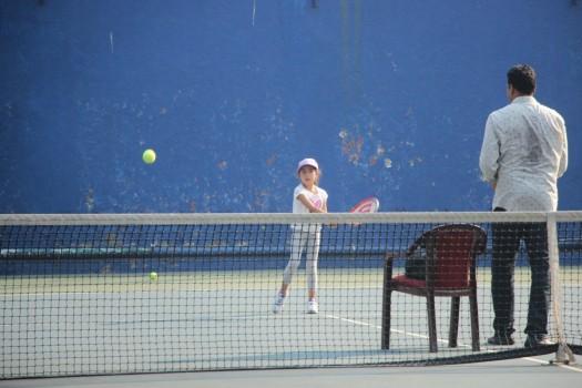 Lara Dutta and Mahesh Bhupathi's daughter Saira is keen to follow her father's footsteps.