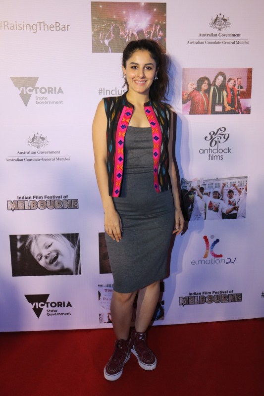 The film's screening in Mumbai saw an array of faces from the entertainment business who came in support of the film including ace filmmaker Rajkumar Hirani, actors Tanishtha Chaterjee, Shreyas Tapade, Rasika Dugal, Sohail Khan, Sanjay Suri, Nidhi Singh, Isha Talwar and others. Tanishtha Chaterjee,Shreyas Tapade,Rasika Dugal,Sohail Khan,Sanjay Suri,Nidhi Singh,Isha Talwar,Raising The Bar,Raising The Bar special screening
