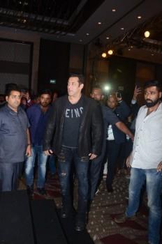 Salman Khan makes grand entry to TiE Global Summit in Mumbai.