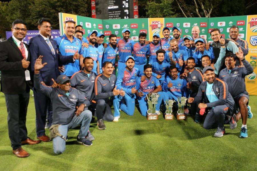 Chasing a target of 173 runs, the Proteas could only manage 165/6 in their 20 overs. India have thus won the three-match series 2-1. The match came alive in the last seven overs as Jean-Paul Duminy and debutant Christiaan Jonker took the battle to the Indian bowlers. India vs South Africa,India beats South Africa,India trash South Africa,Shikhar Dhawan,Chris Morris