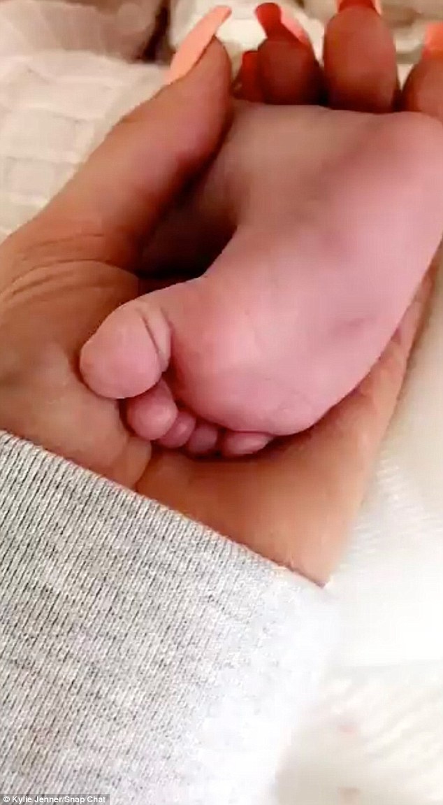 Though Kylie is yet to debut Stormi in full on social media, she did share what the little girl looks like. Kylie Jenner,Kylie Jenner daughter,Kylie Jenner daughter Stormi,Stormi,Snapchat,Kylie Jenner snapchat,Kylie Jenner pics,Kylie Jenner images,Kylie Jenner poster,Kylie Jenner wallpaper