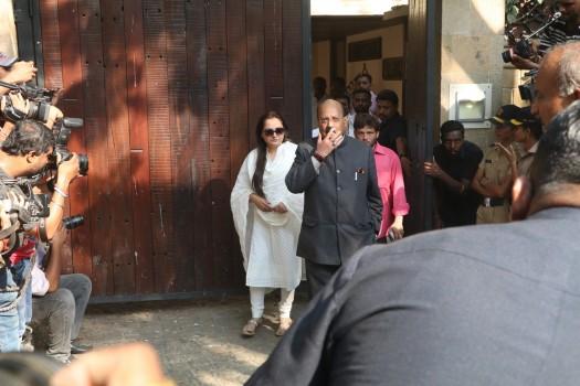 Jaya Pradha, Amar Singh arrive to pay their last respects to legendary actress Sridevi at Anil Kapoor's residence in Mumbai.