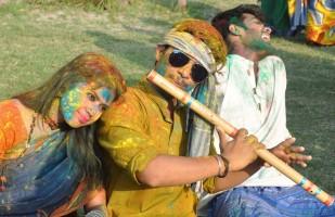 Holi,Holi celebration,holi celebration in india,holi celebration photos,Holi celebration pics,Basanta Utsav,Basanta Utsav celebrations