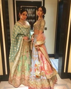 Here is the last pics of Sridevi from Mohit Marwah's wedding in Dubai.