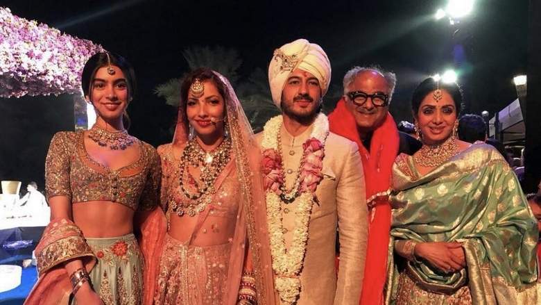 Here is the last images of Sridevi from Mohit Marwah's wedding in Dubai. Sridevi,Sridevi Kapoor,Sridevi last pics,Sridevi last images,Sridevi at Mohit Marwah,Mohit Marwah wedding,Mohit Marwah marriage,Sridevi in Dubai,sridevi death,Sridevi passes away