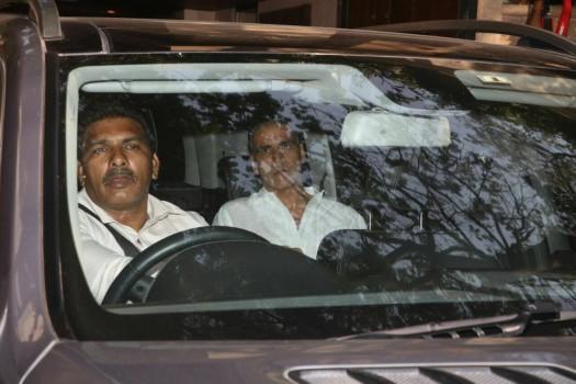 Akshay Kumar arrives at actor Anil Kapoor's residence to meet the grief struck Kapoor family after sudden demise of actress Sridevi in Mumbai on Feb 27, 2018.