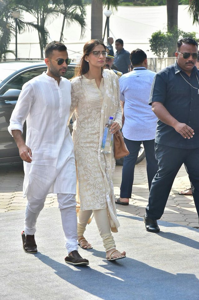 Actress Sonam Kapoor with Anand Ahuja at Celebration Sports Club. Sridevi funeral,celebs at Sridevi funeral,Sonam Kapoor and Anand Ahuja,Sonam Kapoor,Anand Ahuja,Celebration Sports Club