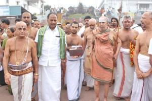 Jayendra Saraswathi Shankaracharya,Jayendra Saraswathi Shankaracharya dead,Jayendra Saraswathi Shankaracharya passes away,Kanchi Mutt Swamiji,Saraswathi Shankaracharya,Saraswathi Shankaracharya rare pics,Saraswathi Shankaracharya rare images