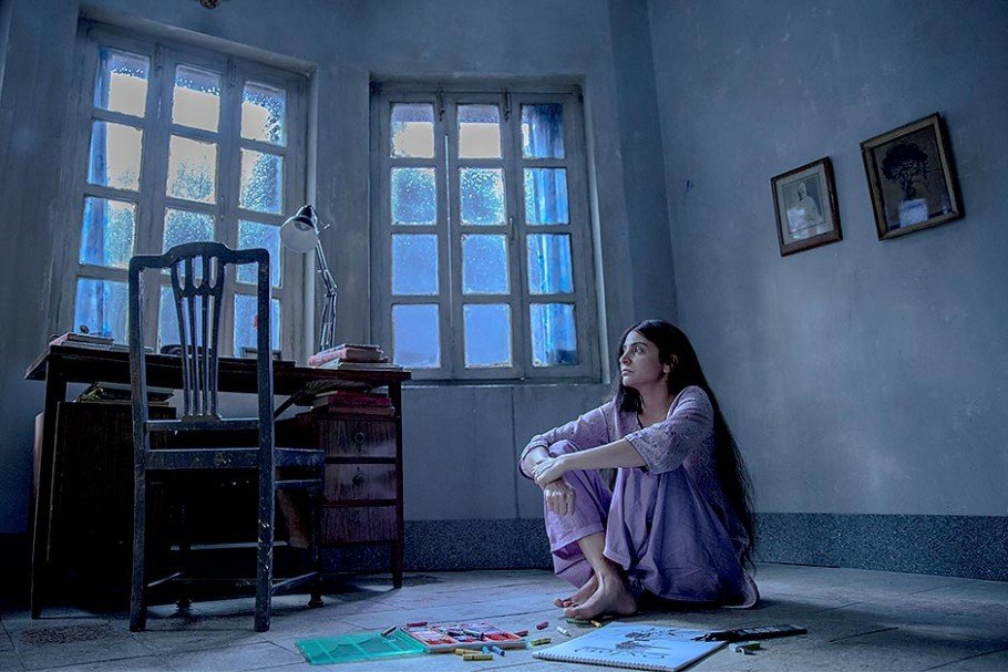 Starring Anushka Sharma, Parambrata Chatterjee, Rajat Kapoor and Ritabhari Chakraborty. Anushka Sharma,actress Anushka Sharma,Anushka Sharma in Pari,Pari,bollywood movie Pari,Pari stills,Pari pics,Anushka Sharma poster,Anushka Sharma wallpaper