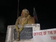 Periyar statue vandalized in Tamil Nadu inside corporation office of Thirupathur hours after BJP leader H Raja's controversial Facebook post.