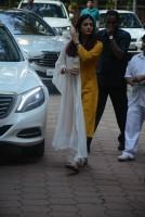 Aishwarya Rai and Jaya Bhaduri Bachchan,Aishwarya Rai,Jaya Bhaduri Bachchan,Aishwarya Rai Bachchan,Shammi aunty prayer meet,Shammi aunty,Shammi aunty prayer meet pics,Shammi aunty prayer meet images