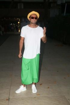 Ranveer Singh recently snapped in green skirt avatar which was height of everything.