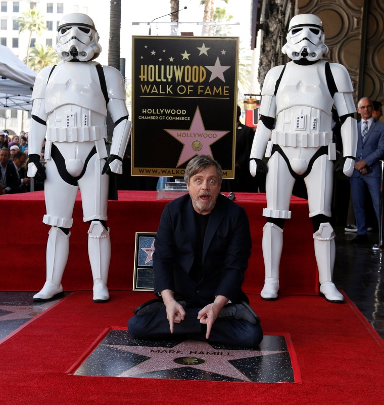 Mark Hamill gets star on 'Walk of Fame