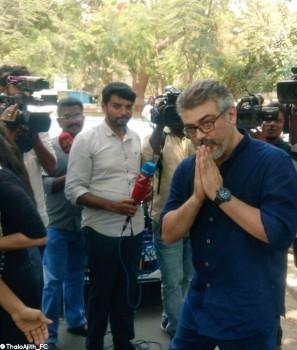 Ajith visits late actress Sridevi's house in Chennai and expressed his condolences to Boney Kapoor.