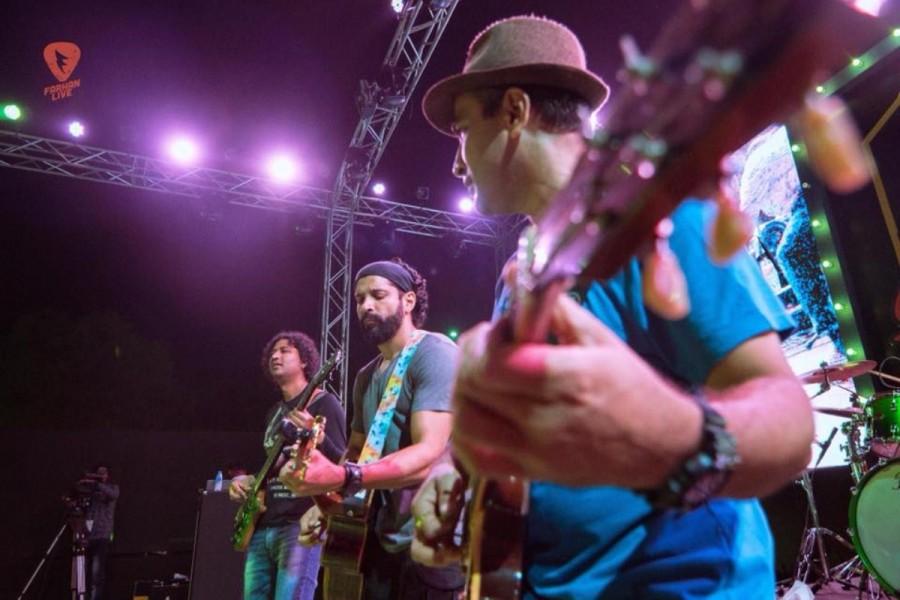 Farhan Akhtar treated the audience by singing his popular songs creating an electrifying ambiance. Farhan Akhtar Live,Farhan Akhtar,actor Farhan Akhtar,Farhan Akhtar perform in Odisha,Farhan Akhtar globe performing
