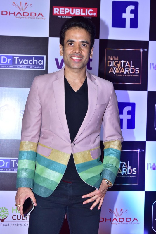 Tusshar Kapoor gets clicked on his arrival at IWM Digital Awards 2018. Karishma Sharma,Jackie Shroff,Tusshar Kapoor,Sana Khan,IWM Digital Awards 2018,celebs at IWM Digital Awards 2018,IWM Digital Awards 2018 pics,IWM Digital Awards 2018 images,IWM Digital Awards 2018 stills,IWM Digital Awards 2018 pictures