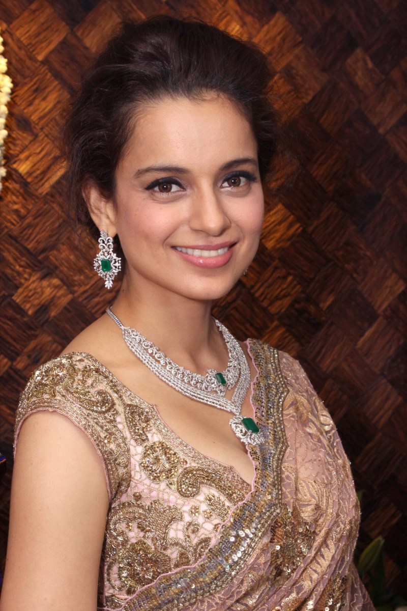 Kangana Ranaut Kangana Ranaut and Dia Mirza Launches Jewellery Show in Delhi,Kangana Ranaut,actress Kangana Ranaut,Kangana Ranaut latest pics,Kangana Ranaut images,Dia Mirza,actress Dia Mirza,Dia Mirza pics,Dia Mirza images,Dia Mirza latest photos