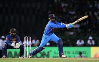 India beat Sri Lanka,India defeated Sri Lanka,Suresh Raina,Lokesh Rahul,Manish Pandey,Dinesh Karthik,Nidahas Trophy