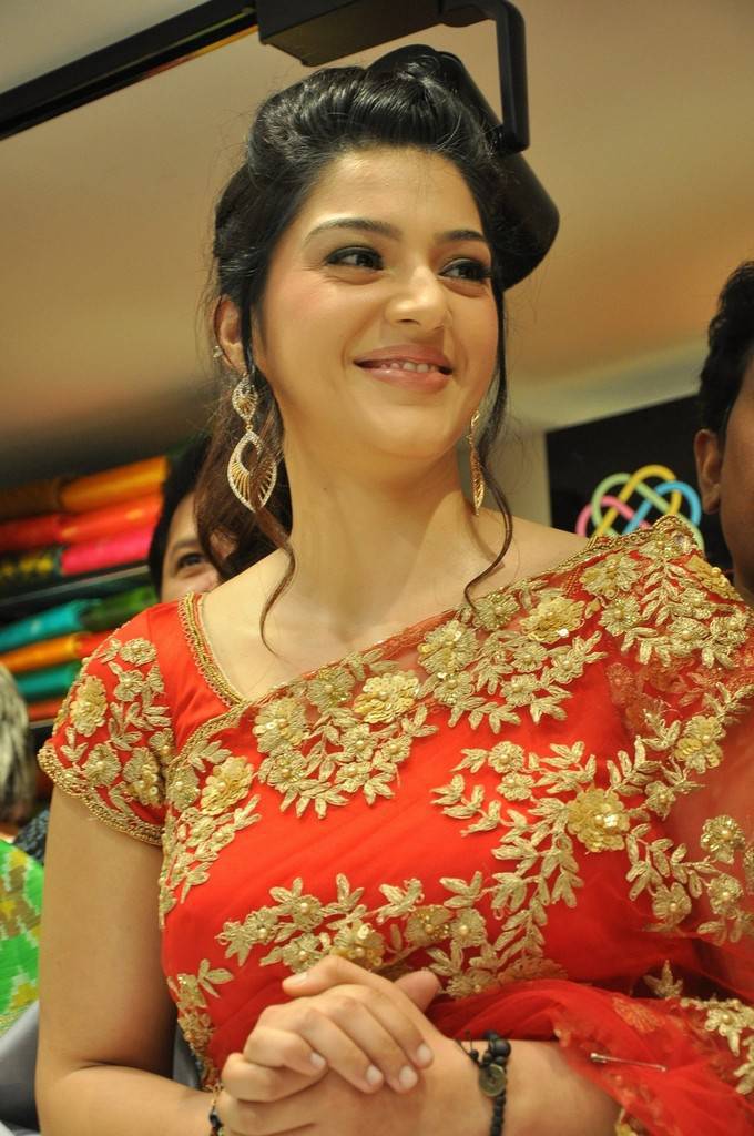 Mehreen Pirzada at KLM fashion mall store launch at Nellore. Raashi Khanna,Mehreen Pirzada,KLM fashion mall,KLM fashion mall launch,KLM fashion mall opening,Raashi Khanna pics,Raashi Khanna images,Mehreen Pirzada pics,Mehreen Pirzada images